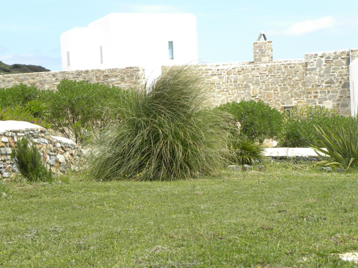 Villa Petradi อัมเบลาส ภายนอก รูปภาพ