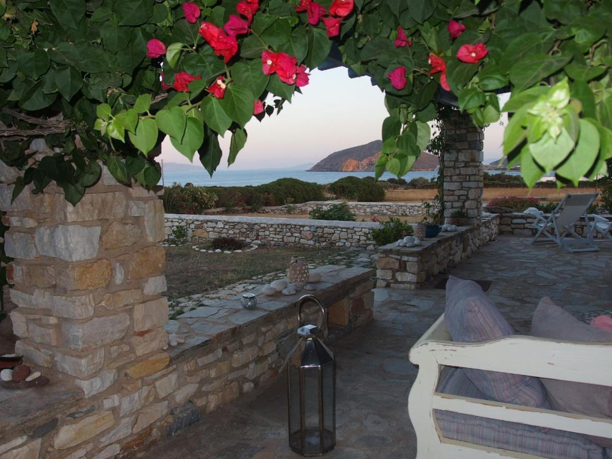 Villa Petradi อัมเบลาส ภายนอก รูปภาพ