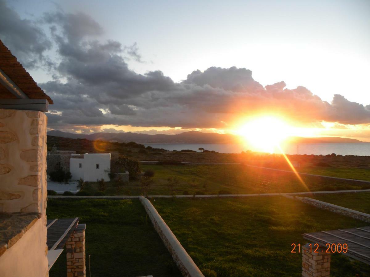Villa Petradi อัมเบลาส ภายนอก รูปภาพ